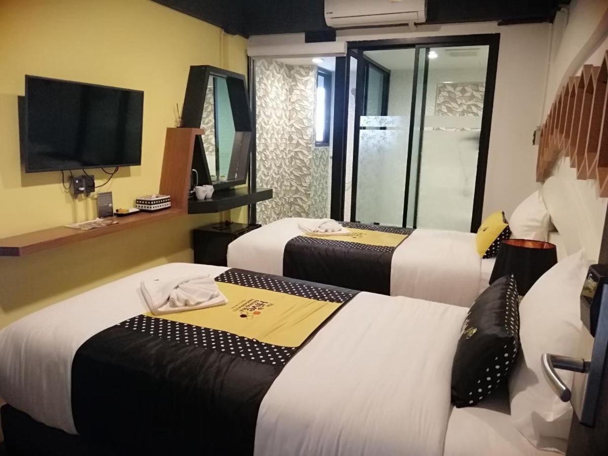 The Hive Chiang Mai Hotel Bagian luar foto