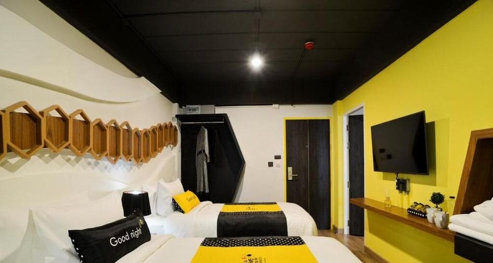 The Hive Chiang Mai Hotel Bagian luar foto