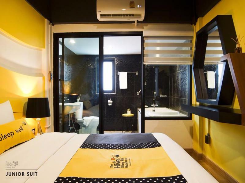 The Hive Chiang Mai Hotel Bagian luar foto